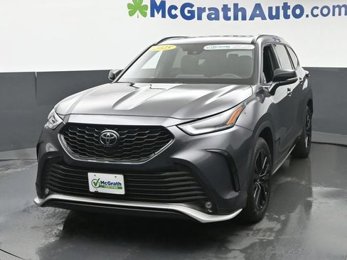 Used 2025 Toyota Highlander XSE AWD/4WD image 26