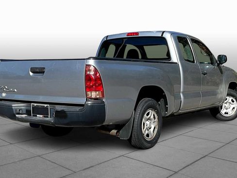 Used 2015 Toyota Tacoma 2WD Access Cab image 11