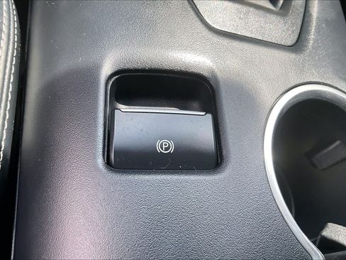 Used 2024 Ford Mustang GT RWD image 30