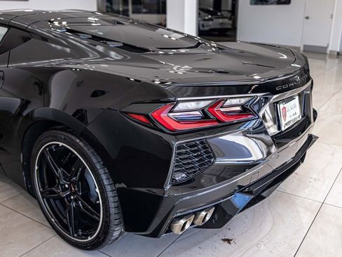 Used 2023 Chevrolet Corvette Stingray Preferred Cpe w/ 2LT image 16