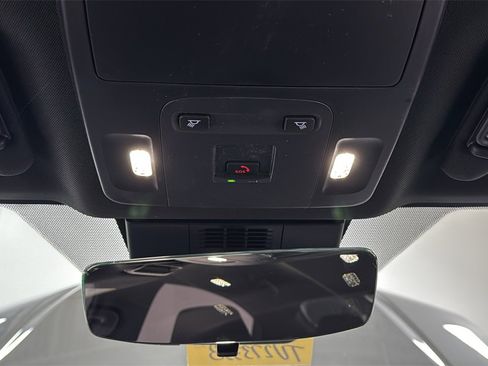 New 2026 Toyota Camry SE image 11