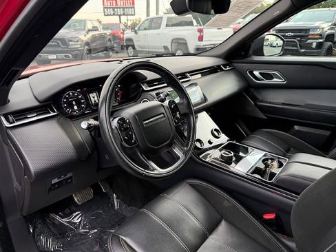 Used 2018 Land Rover Range Rover Velar R-Dynamic SE image 33