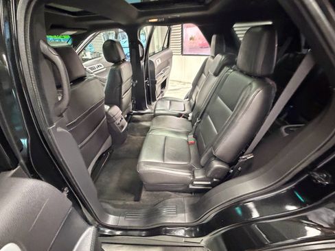Used 2015 Ford Explorer XLT w/ Equipment Group 202A image 54