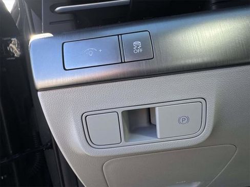 Certified 2024 Hyundai Kona SEL image 20