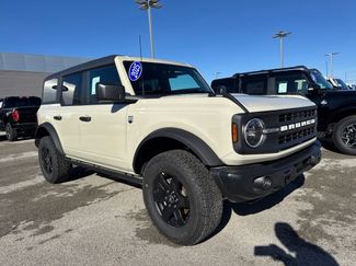 New 2025 Ford Bronco Big Bend w/ Black Diamond Package video 3