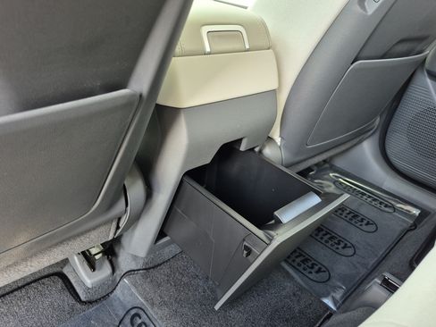 New 2027 Hyundai Santa Fe SE FWD image 16
