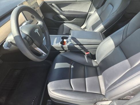 Used 2023 Tesla Model 3 Standard Range RWD image 11