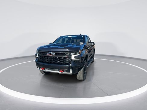 Used 2022 Chevrolet Silverado 1500 ZR2 image 3