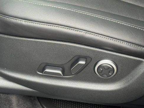 Certified 2026 Genesis GV80 2.5T AWD/4WD image 21