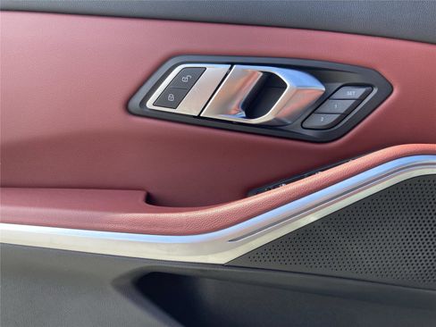 Used 2022 BMW M340i xDrive w/ Premium Package image 25