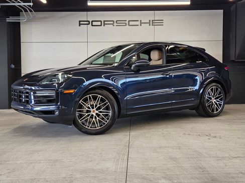New 2026 Porsche Cayenne Coupe AWD/4WD image 1