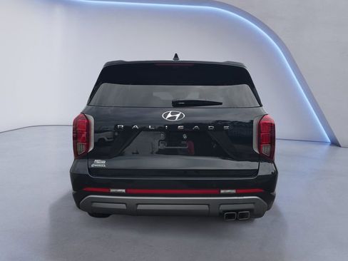 Used 2025 Hyundai Palisade SEL FWD image 4