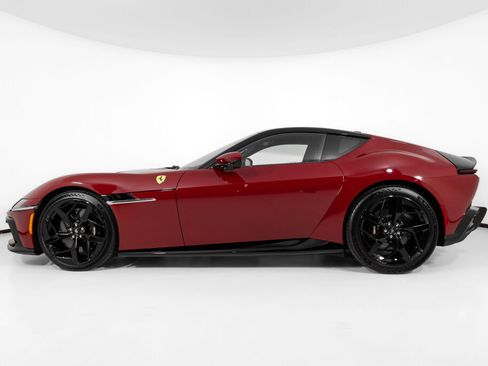 Used 2025 Ferrari 12Cilindri RWD image 3