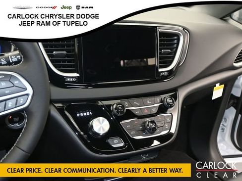 New 2026 Chrysler Voyager LX image 15