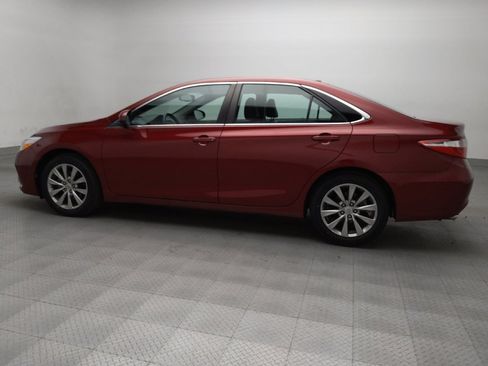 Used 2015 Toyota Camry XLE image 3