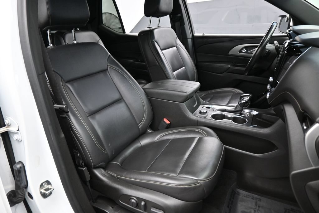 Used 2022 Chevrolet Traverse LT AWD/4WD image 52