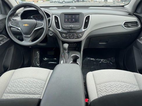 Used 2022 Chevrolet Equinox LT FWD image 11