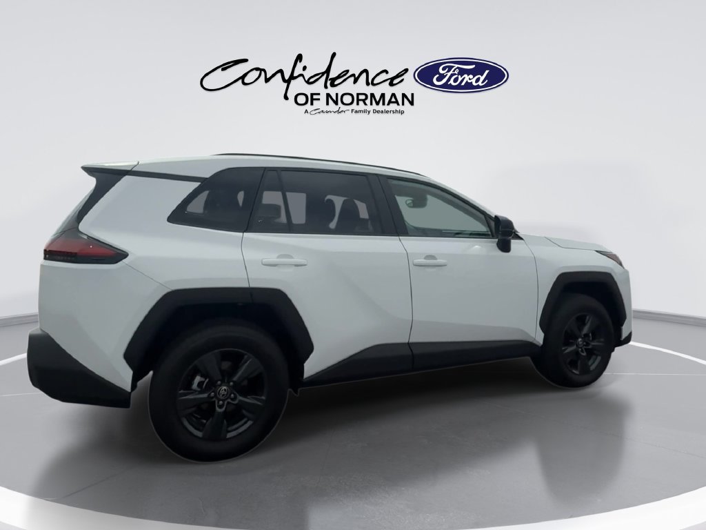 Used 2026 Toyota RAV4 LE AWD/4WD image 11