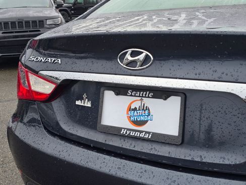 Used 2014 Hyundai Sonata GLS image 13