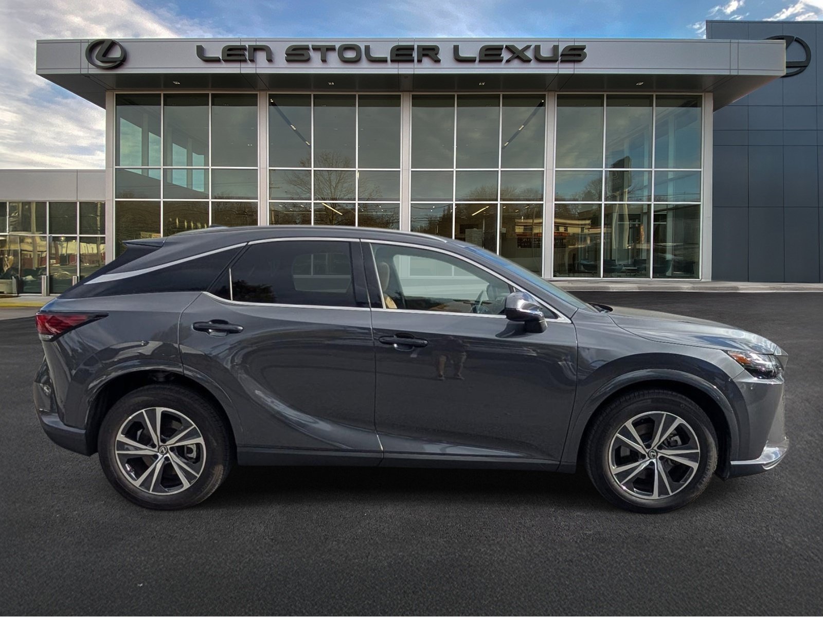 Certified 2026 Lexus RX 350 Premium AWD/4WD image 2