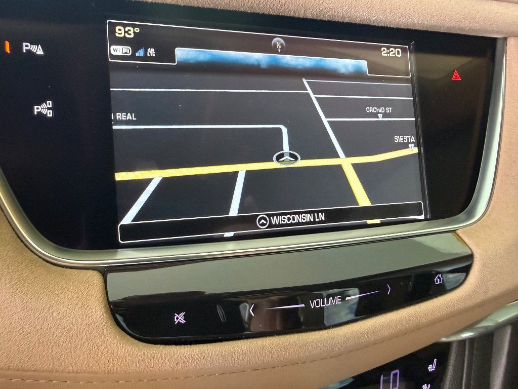 Used 2018 Cadillac XT5 Platinum w/ Driver Assist Package AWD/4WD image 30