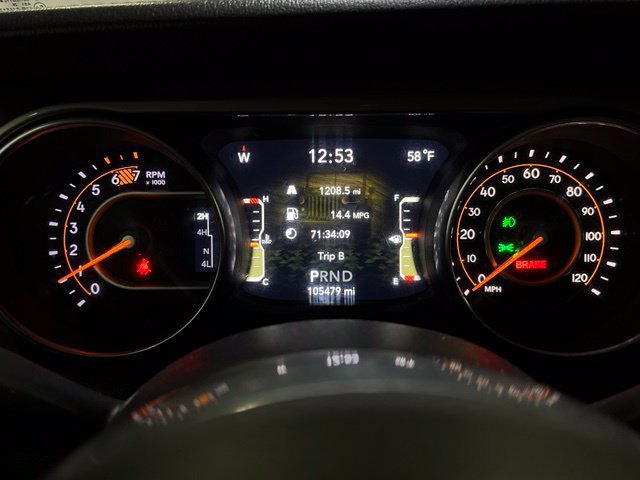 Used 2020 Jeep Wrangler Unlimited Sahara AWD/4WD image 16