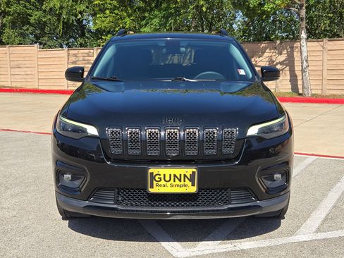 Used 2020 Jeep Cherokee Latitude Plus FWD image 8