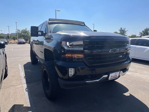 Used 2018 Chevrolet Silverado 1500 LT w/ All Star Edition AWD/4WD image 2