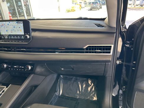 Used 2024 Mitsubishi Outlander SE image 24