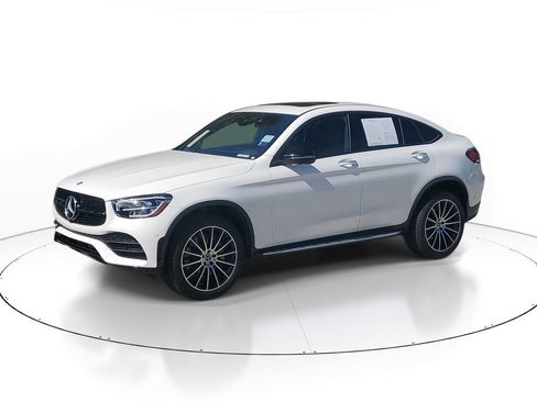 Used 2022 Mercedes-Benz GLC 300 4MATIC Coupe image 8