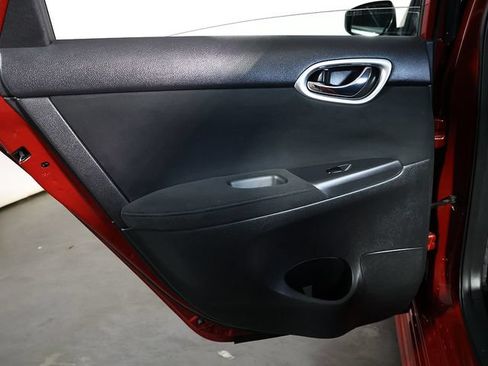 Used 2014 Nissan Sentra SR FWD image 23
