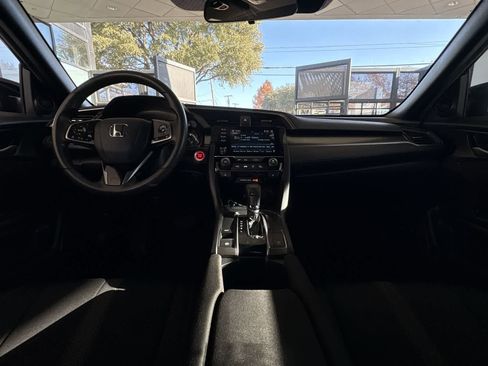 Used 2019 Honda Civic EX image 9