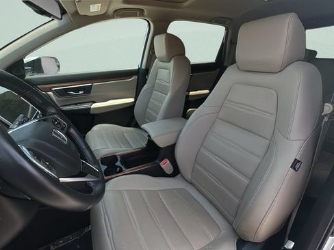 Used 2022 Honda CR-V Touring image 9