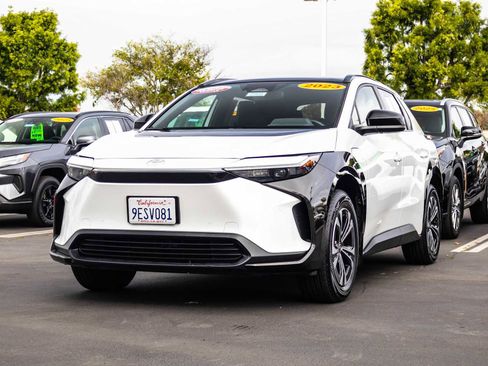 Certified 2023 Toyota bZ4X XLE w/ Weather Package image 3