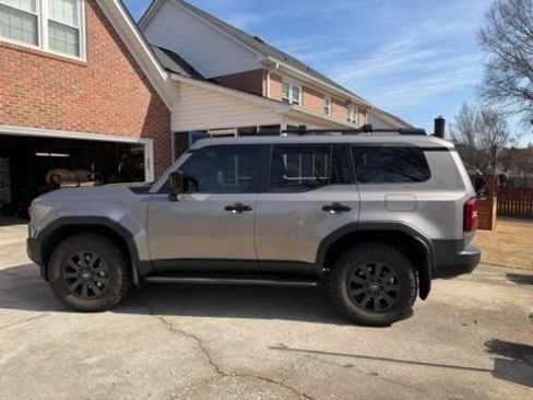 Used 2025 Toyota Land Cruiser w/ Premium Package image 9