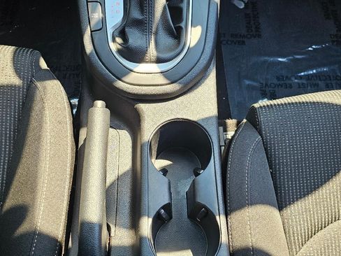 Used 2019 Kia Forte LXS FWD image 14