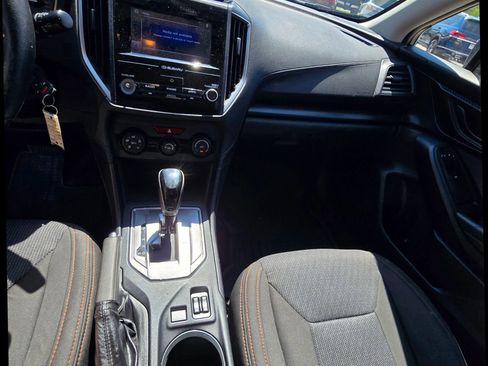 Used 2018 Subaru Crosstrek 2.0i Premium w/ Eyesight System image 18