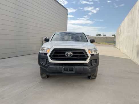 Used 2020 Toyota Tacoma SR image 2