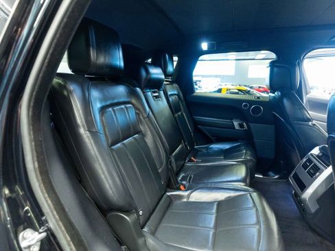 Used 2019 Land Rover Range Rover Sport HSE image 16