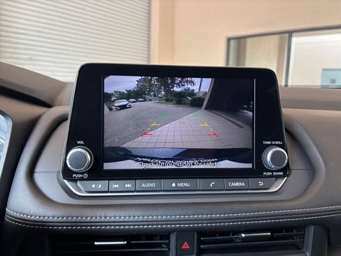 Used 2026 Nissan Rogue SV FWD image 20