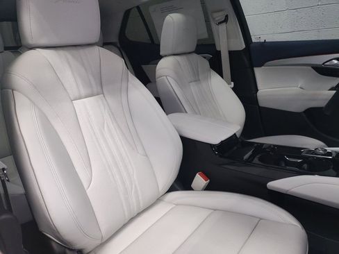 New 2026 Buick Envision Avenir image 9