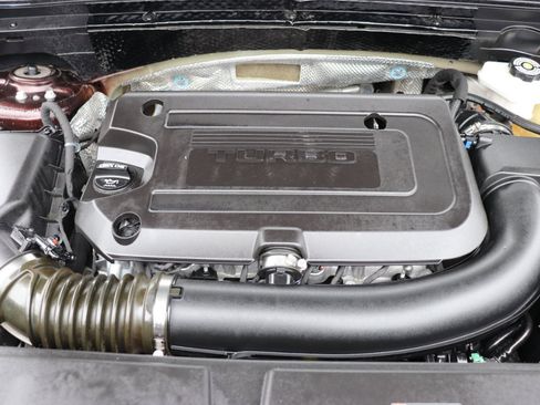 Used 2022 Buick Envision Avenir w/ Technology Package II image 59