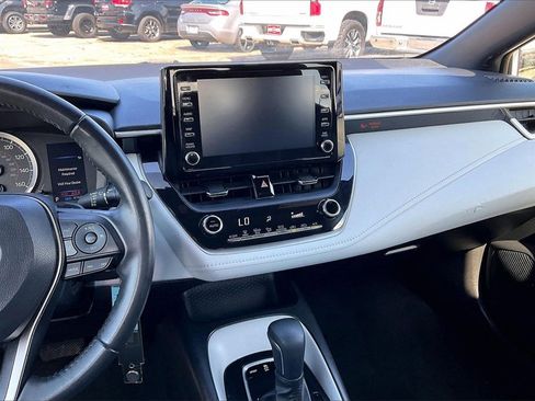 Used 2022 Toyota Corolla SE image 9