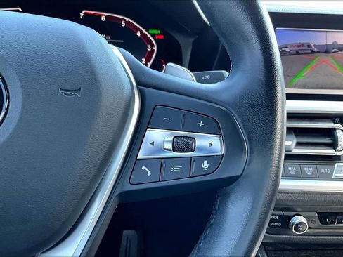 Used 2019 BMW 330i Sedan w/ Convenience Package image 24