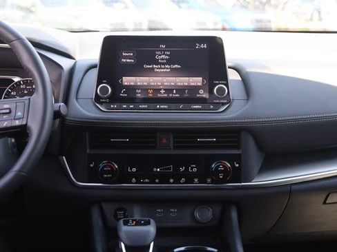 Certified 2025 Nissan Rogue SV w/ SV Premium Package FWD image 24