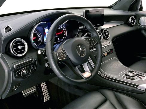 Used 2018 Mercedes-Benz GLC 300 4MATIC image 21