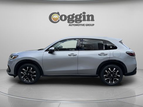New 2026 Honda HR-V EX-L image 2