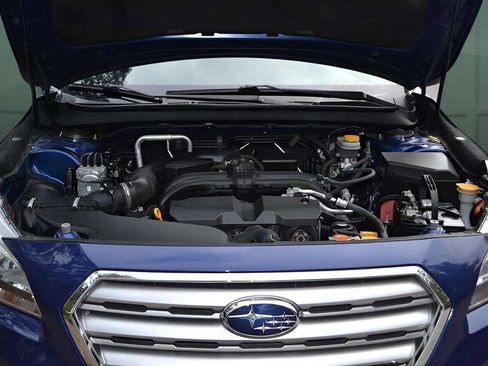 Used 2017 Subaru Outback 2.5i Limited image 35