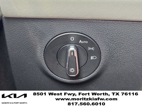Used 2025 Volkswagen Taos SE FWD image 20