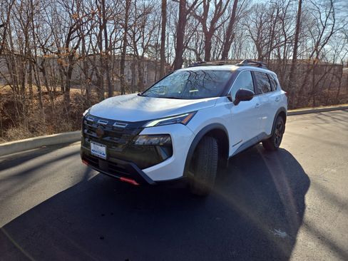 New 2026 Nissan Rogue Rock Creek w/ Rock Creek Premium Package image 4